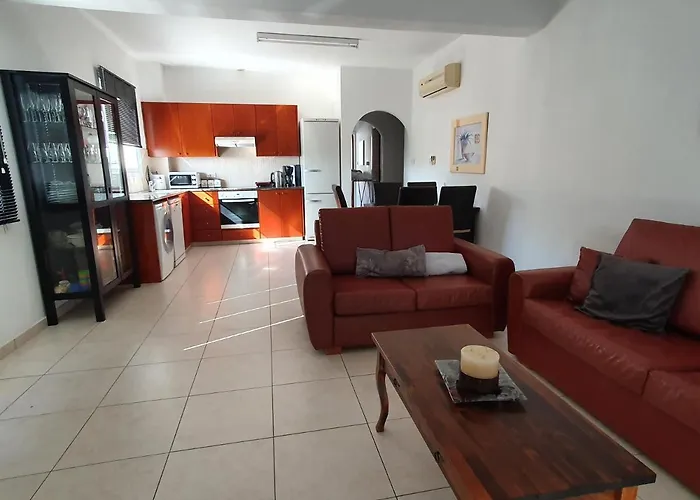 Апартаменты Homesweethome *